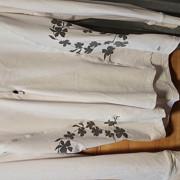 Fabletics Nora long sleeve top size xl NWT - Picture 2 of 9